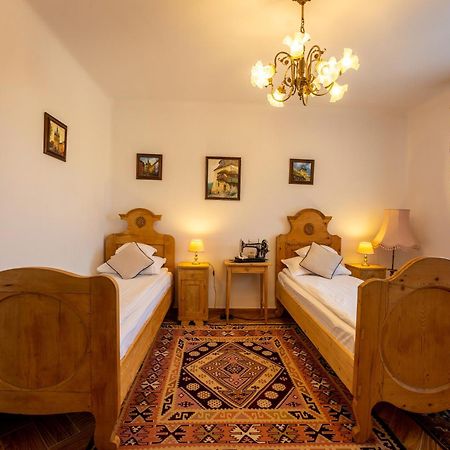 Casa Szabo Bed & Breakfast Sighisoara Ngoại thất bức ảnh
